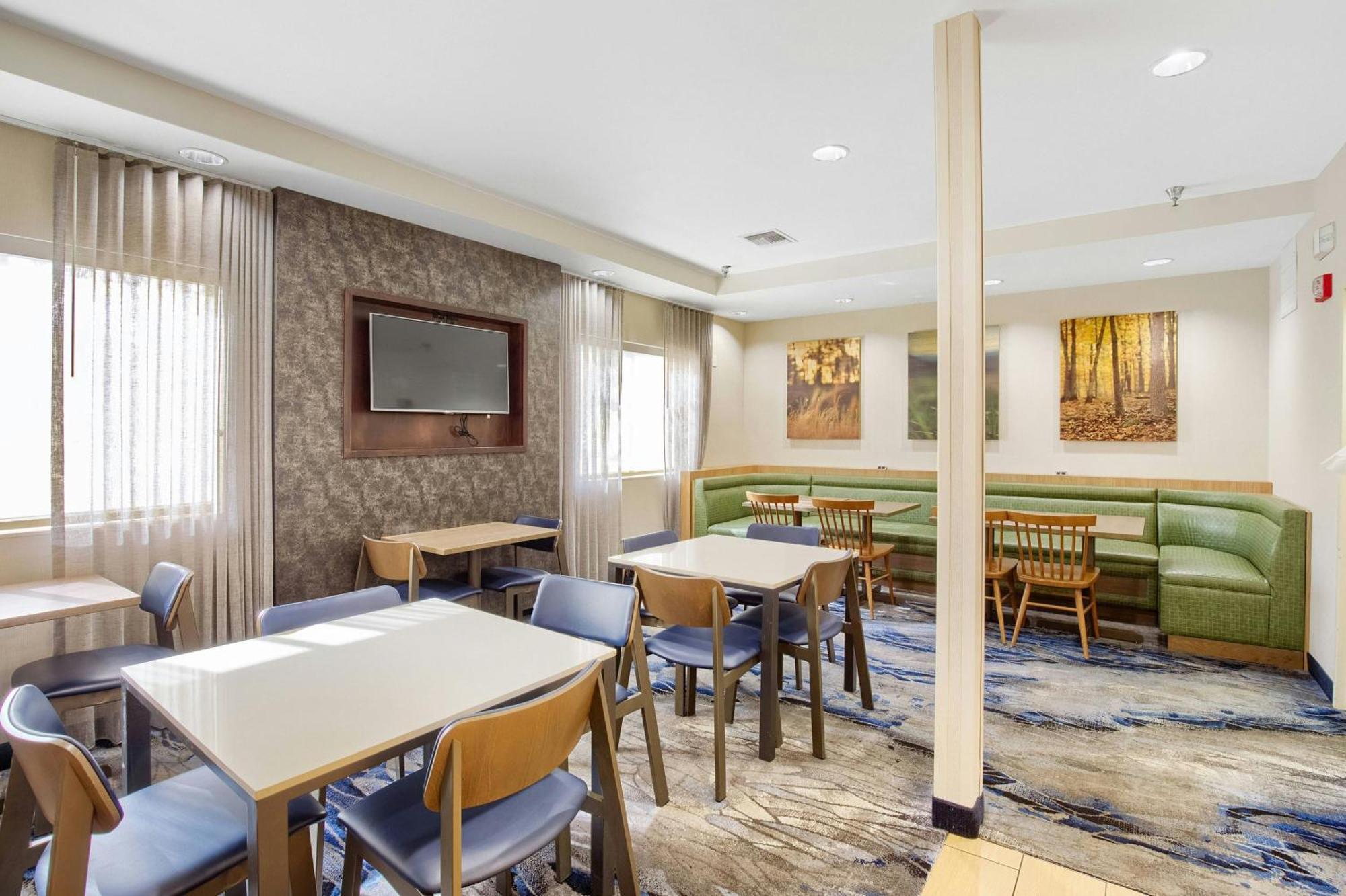 Fairfield Inn And Suites Mobile Exterior foto